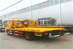 吉利区附近拖车救援搭电