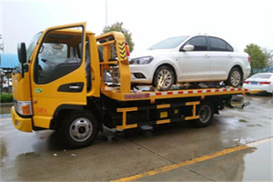 吉利区附近拖车救援24小时服务热线